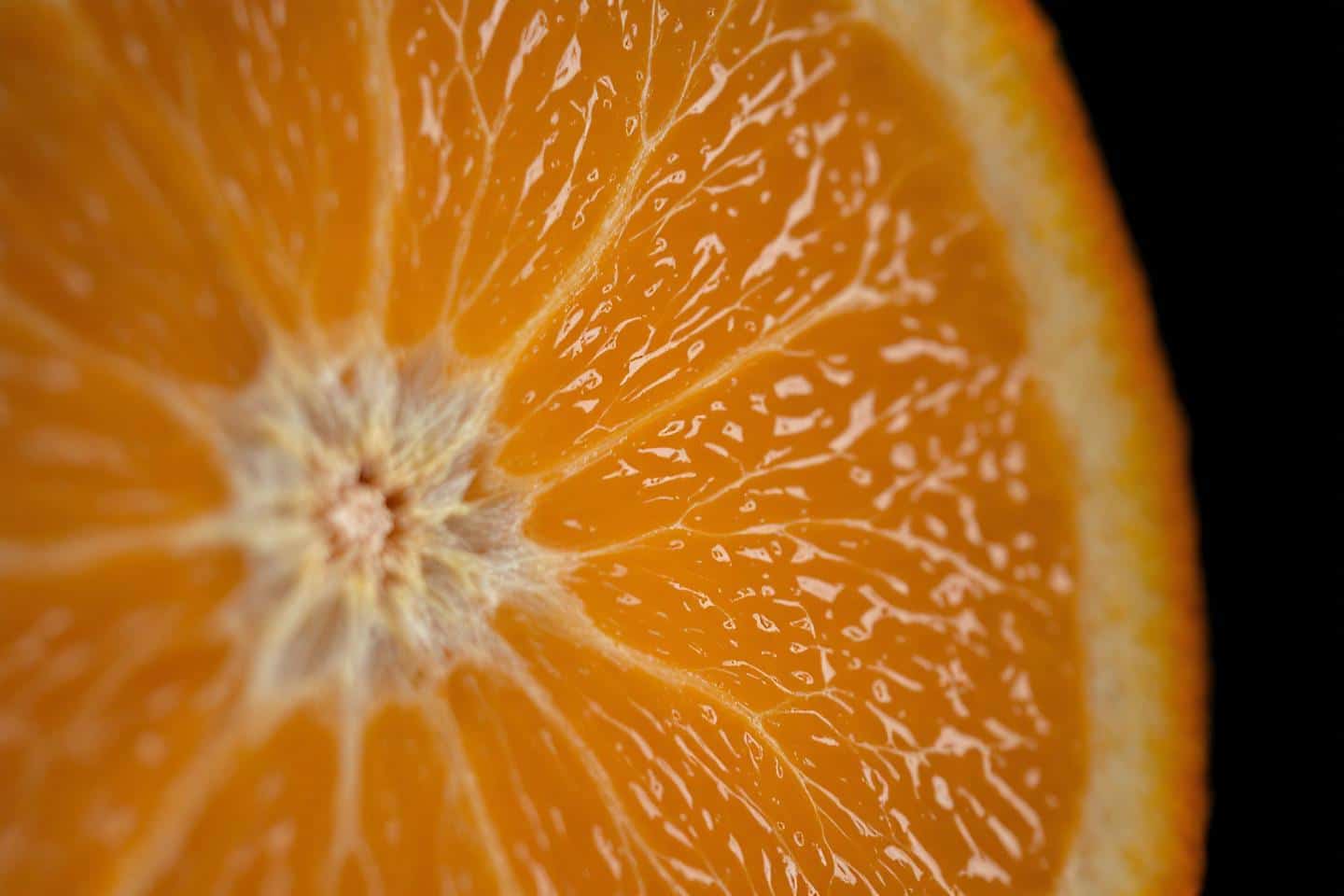 Ne jetez surtout pas vos écorces d’orange ! Elles font des merveilles en cuisine (vous êtes loin de vous imaginer tout leur potentiel)